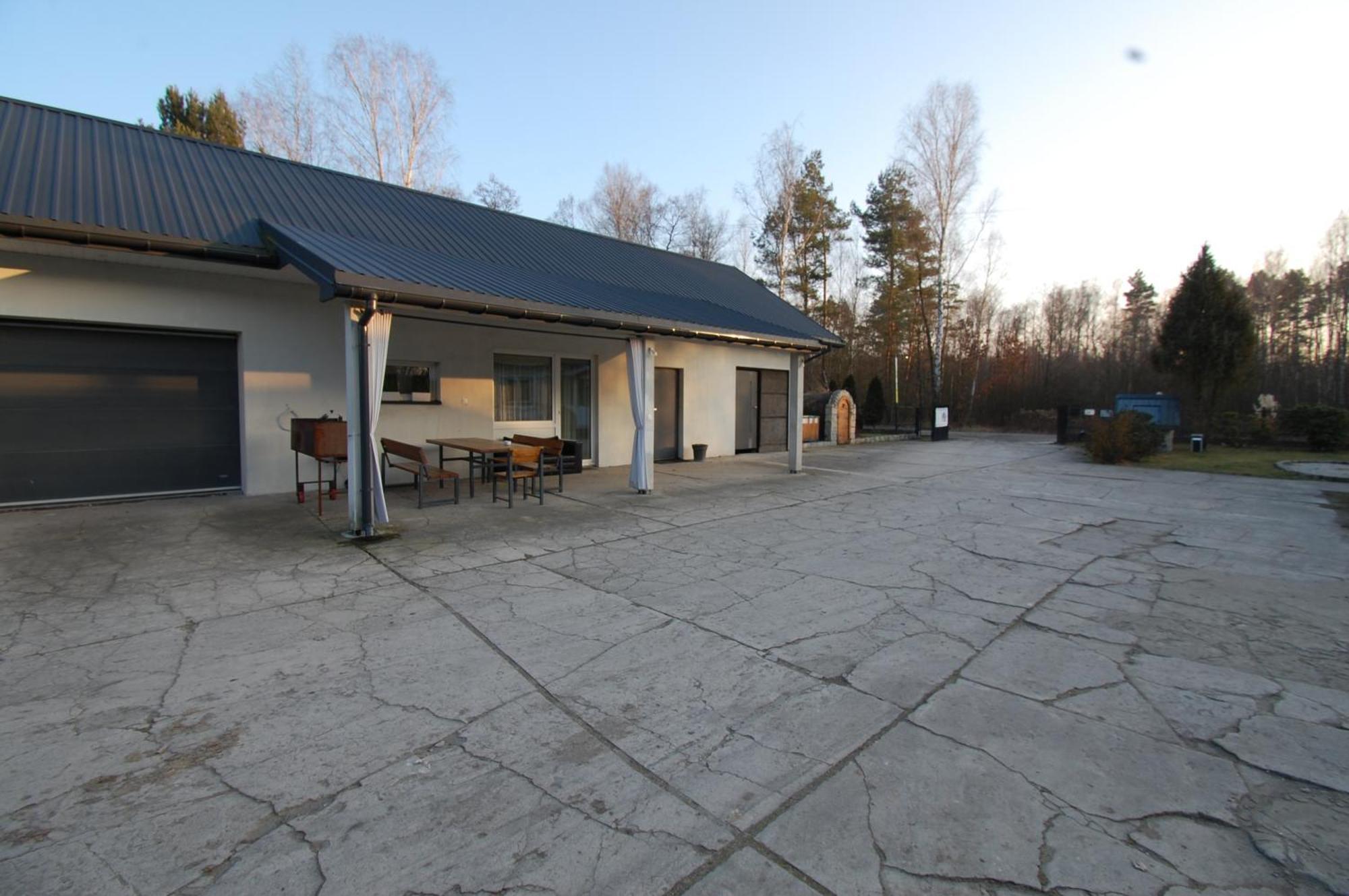 Letnia Oaza "Forsycja" Sobienie Jeziory Exterior foto